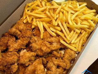 frango-com-fritas-na-caixa